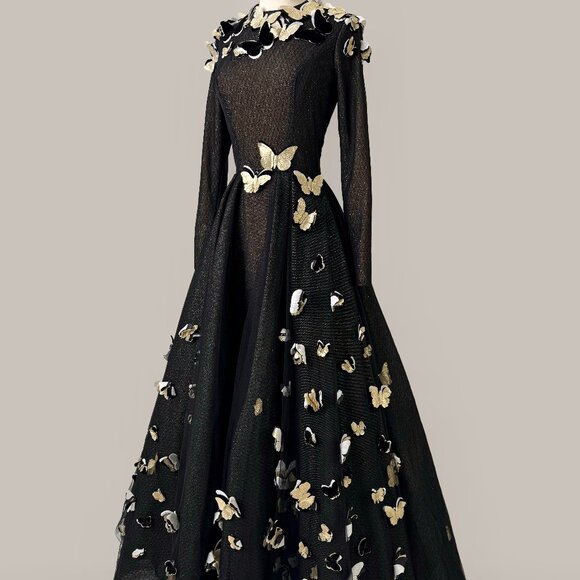 Anna Augusta Dresses & Skirts - Preloved US 6 Black Anna Augusta Maxi Evening Dress